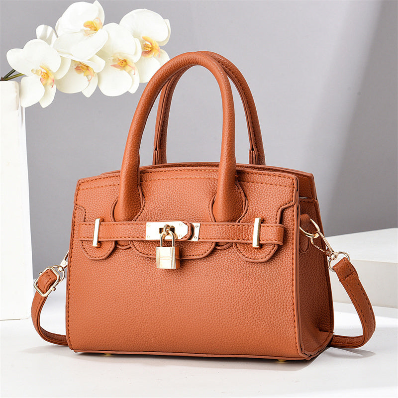 Pure elegance Handbag