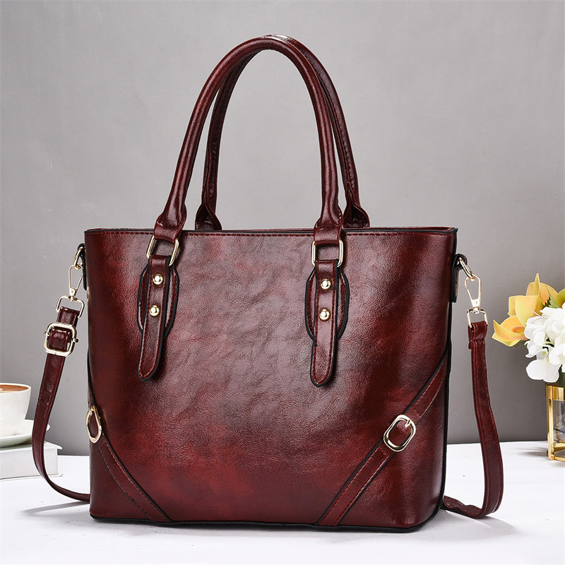 Grandeur Shoulder Bag