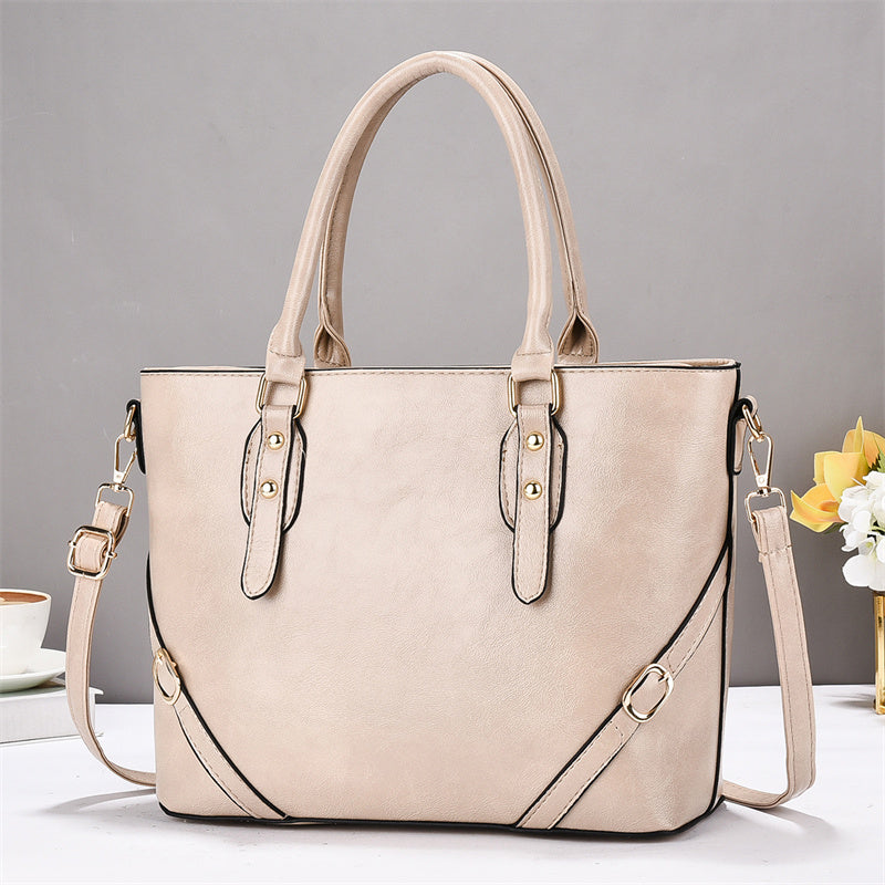 Grandeur Shoulder Bag