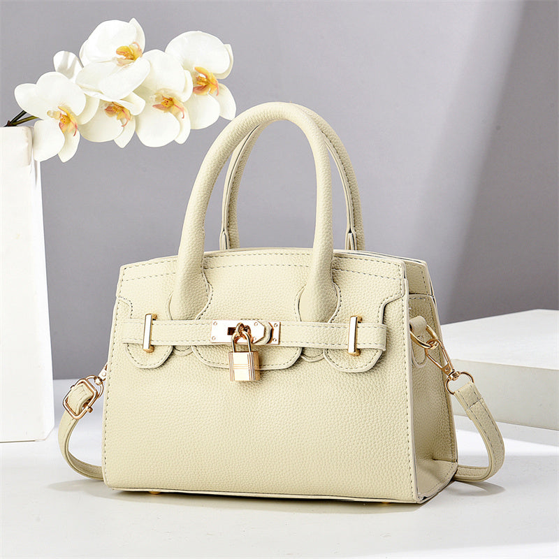 Pure elegance Handbag