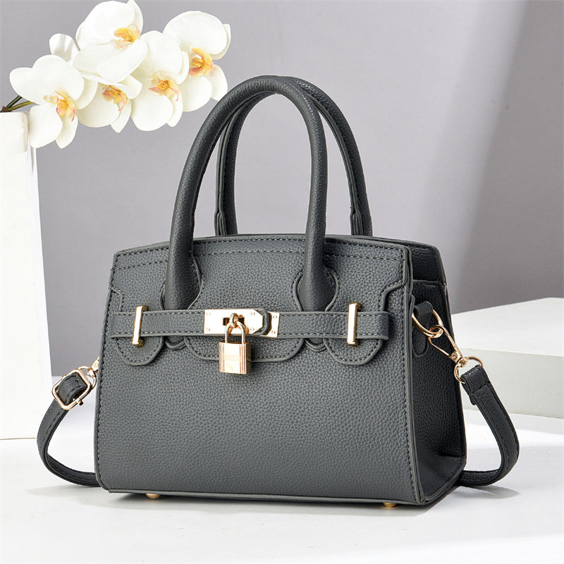 Pure elegance Handbag
