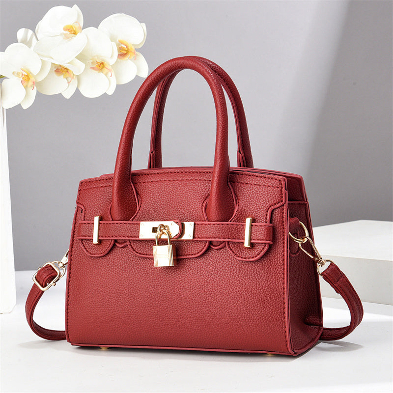 Pure elegance Handbag