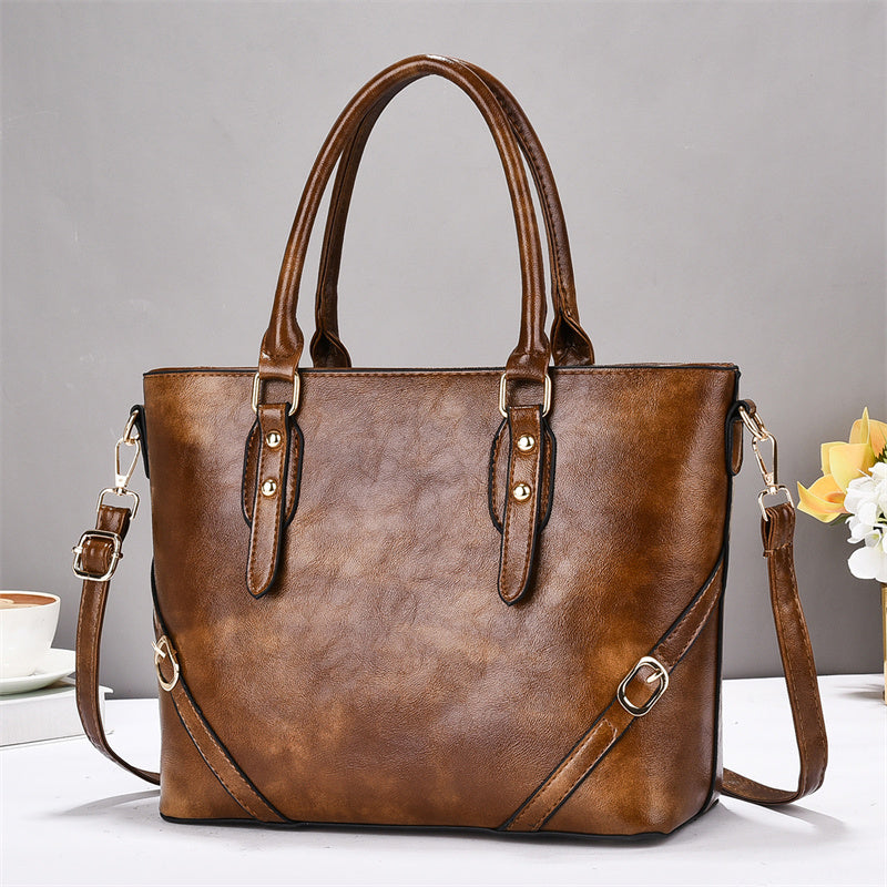 Grandeur Shoulder Bag